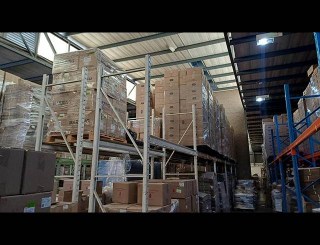 INDUSTRIAL PROPERTY TO RENT IN HENNOPSPARK